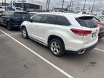 2017 Toyota Highlander Base