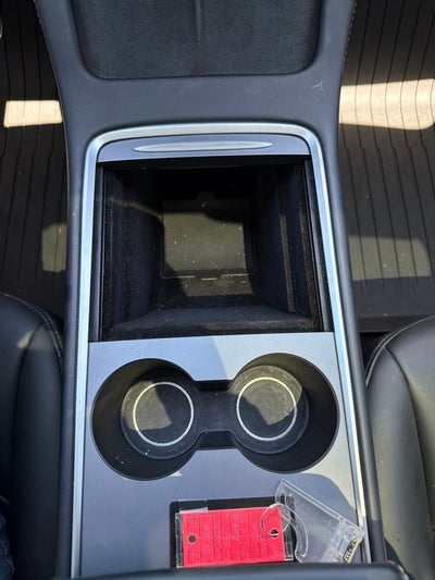 2024 Tesla Model Y Performance
