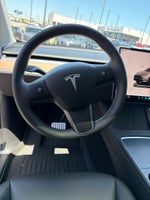 2024 Tesla Model Y Performance