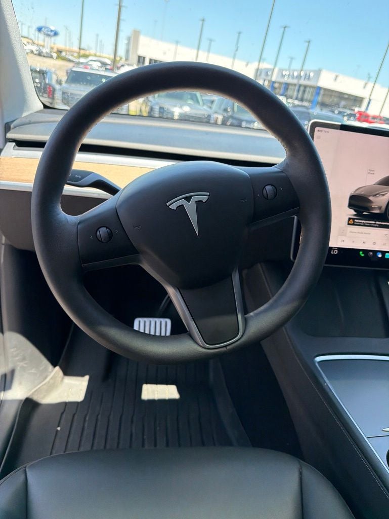 2024 Tesla Model Y Performance