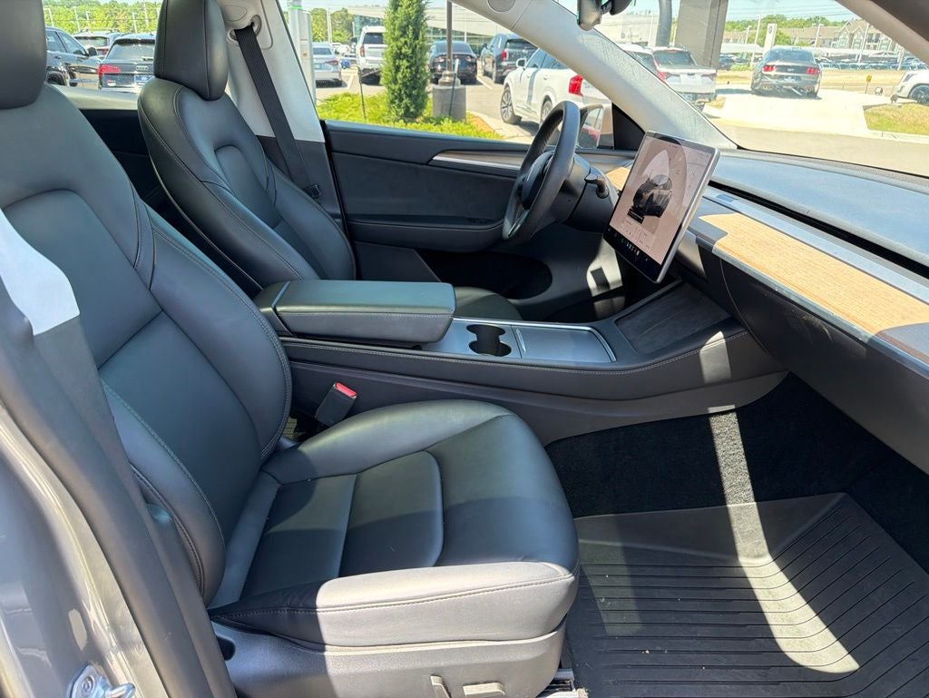 2024 Tesla Model Y Performance