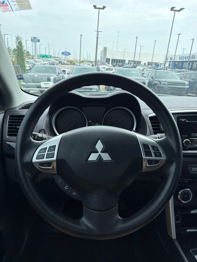 2016 Mitsubishi Lancer ES