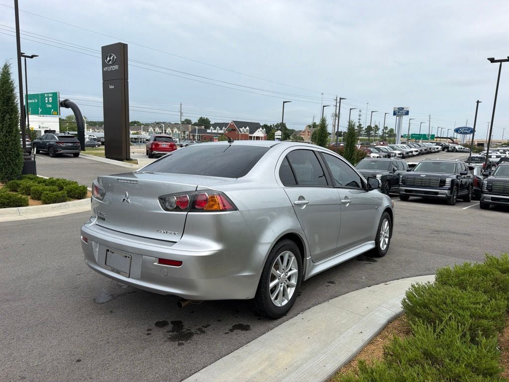 2016 Mitsubishi Lancer ES