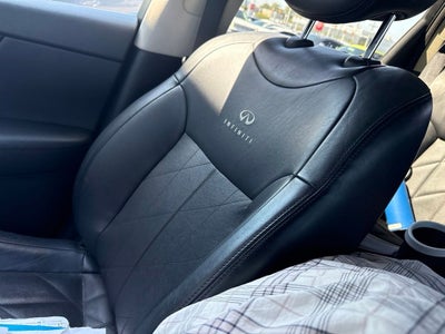 2011 INFINITI FX35 Base