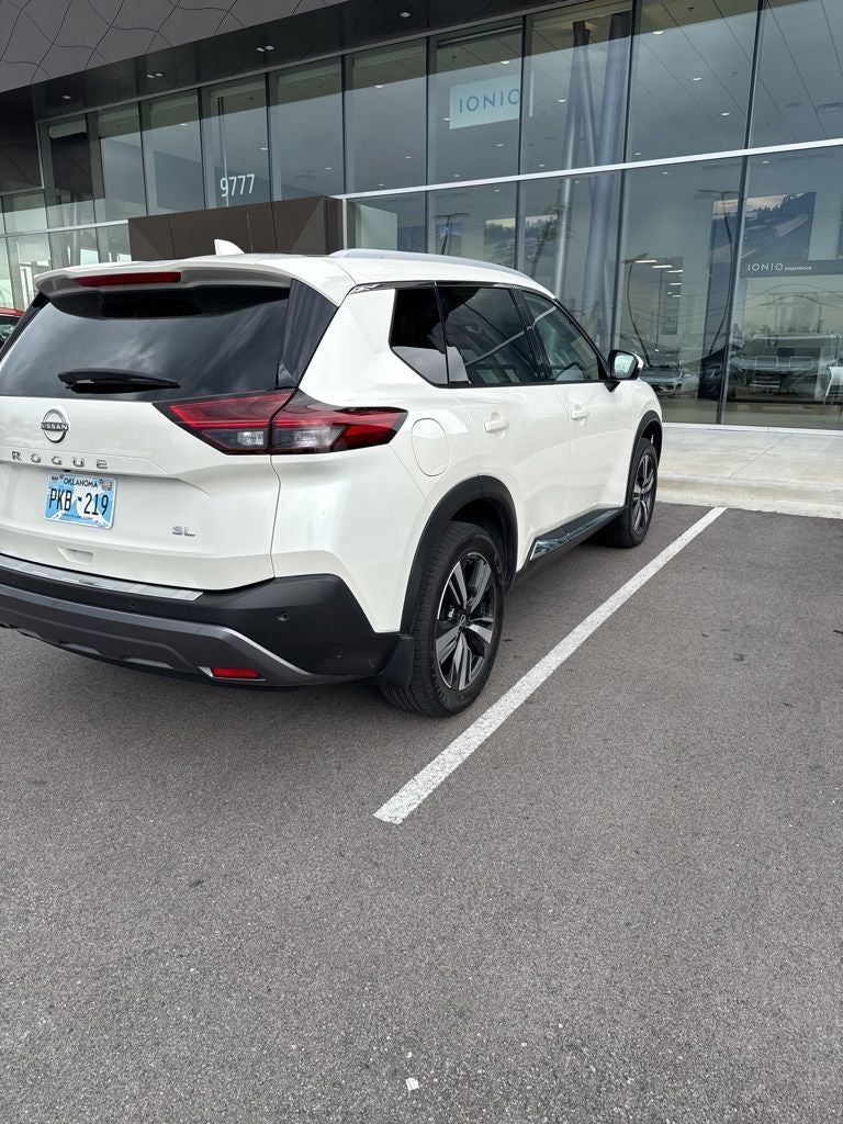 2023 Nissan Rogue SL