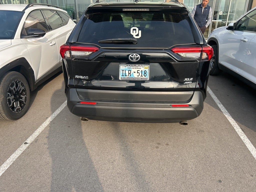 2021 Toyota RAV4 XLE Premium