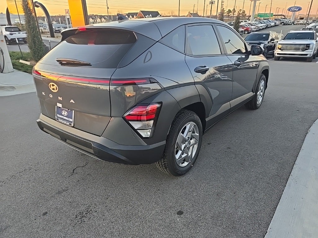 2026 Hyundai Kona SE FWD