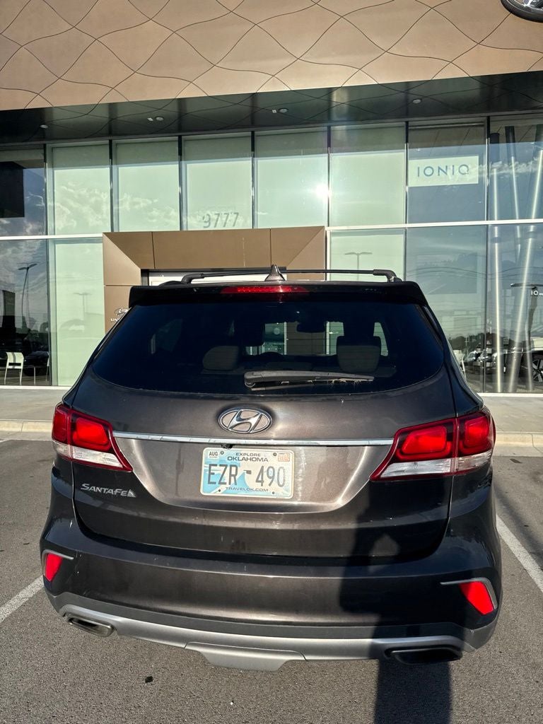 2017 Hyundai Santa Fe SE