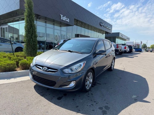 2013 Hyundai Accent SE
