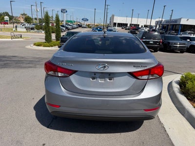 2014 Hyundai Elantra SE