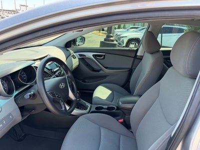 2014 Hyundai Elantra SE