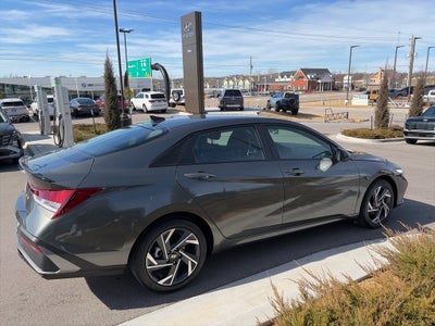 2025 Hyundai Elantra SEL Sport