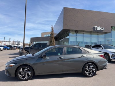 2025 Hyundai Elantra SEL Sport