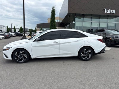 2025 Hyundai Elantra SEL Sport