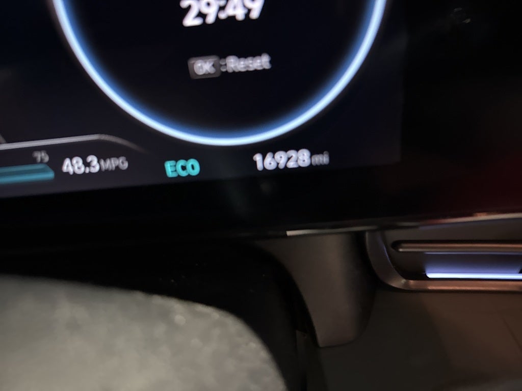 2024 Hyundai Elantra Hybrid Limited