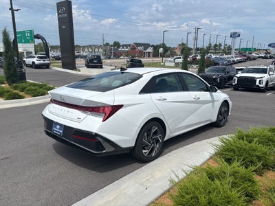 2025 Hyundai Elantra Hybrid Limited