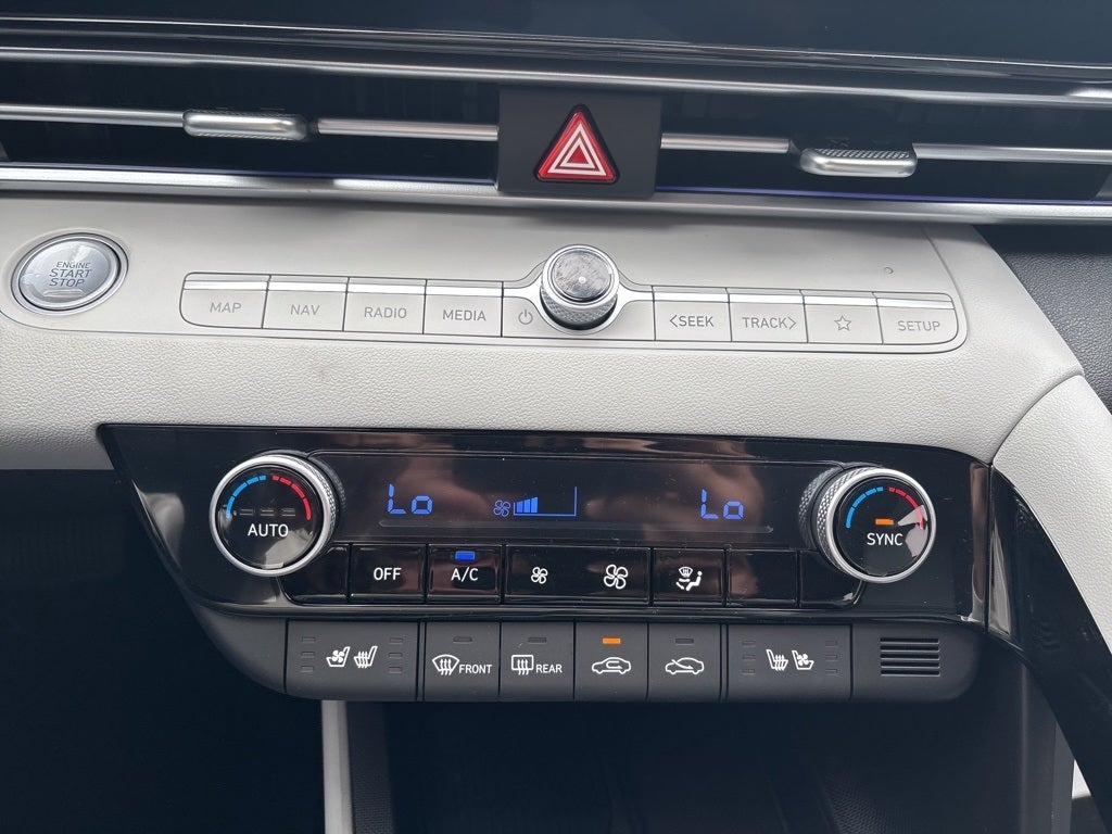 2025 Hyundai Elantra Hybrid Limited