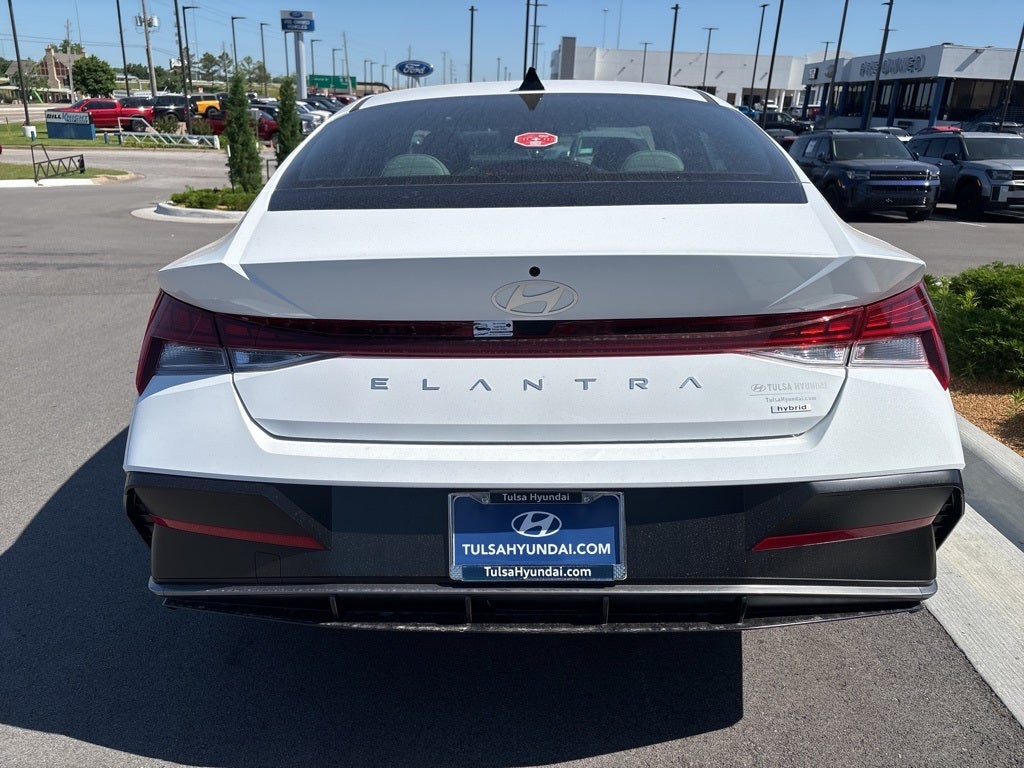 2025 Hyundai Elantra Hybrid Limited
