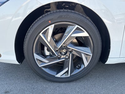 2025 Hyundai Elantra Hybrid Limited
