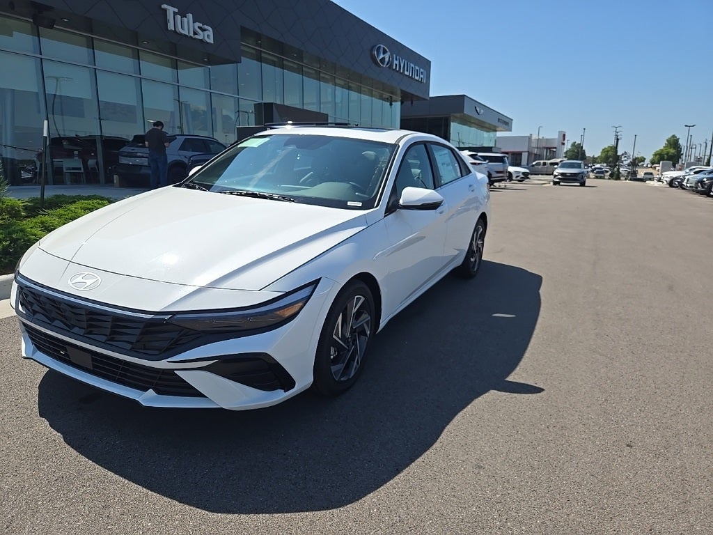 2025 Hyundai Elantra Hybrid Limited