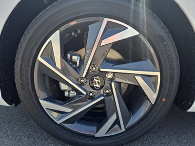 2025 Hyundai Elantra Hybrid Limited