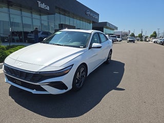 2025 Hyundai Elantra Hybrid Limited