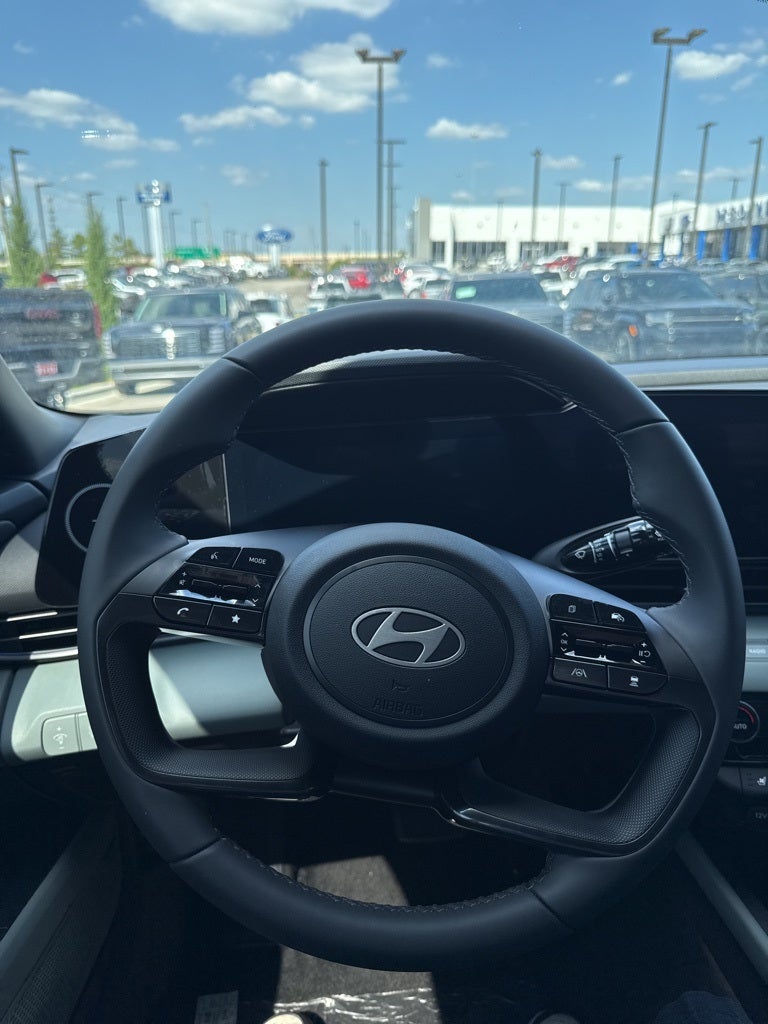 2025 Hyundai Elantra Hybrid Limited