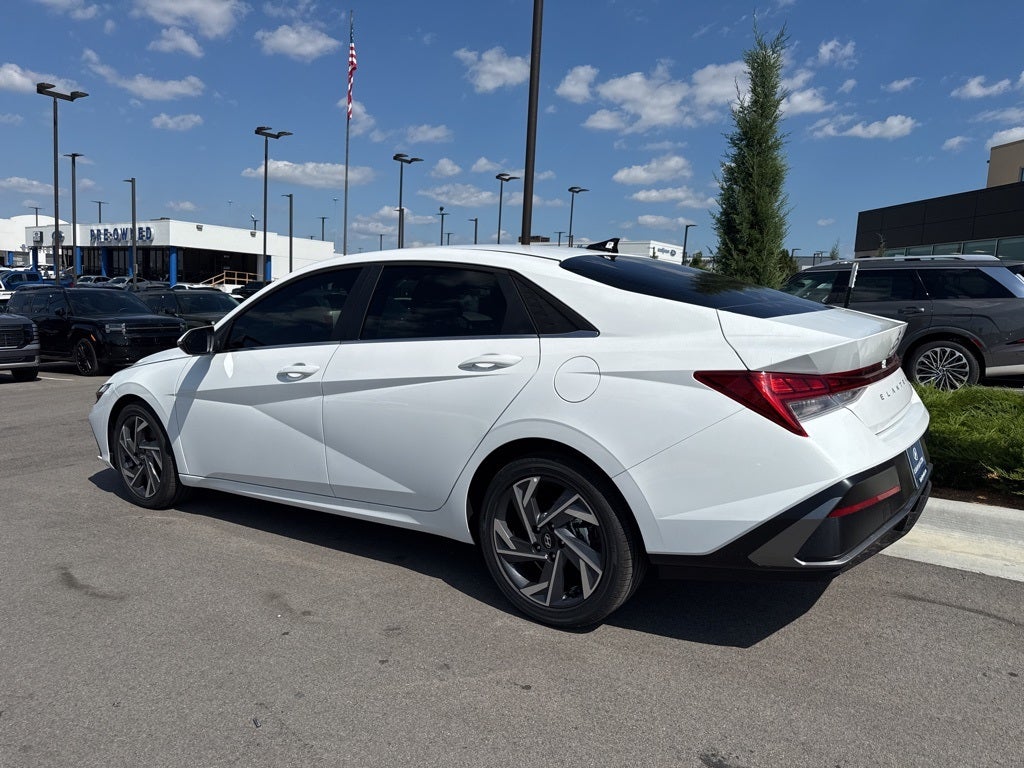 2025 Hyundai Elantra Hybrid Limited