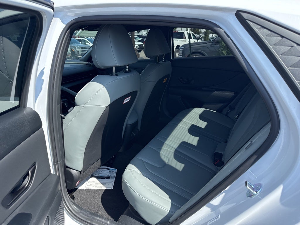 2025 Hyundai Elantra Hybrid Limited