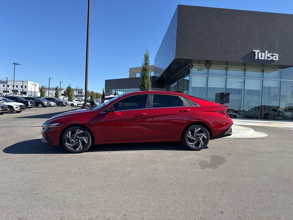 2025 Hyundai Elantra Limited