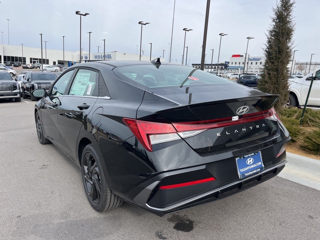 2026 Hyundai Elantra SEL Sport Premium