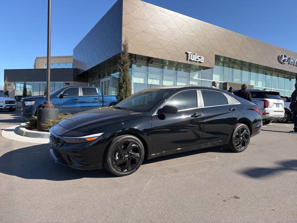 2026 Hyundai Elantra SEL Sport Premium