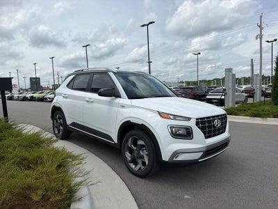 2026 Hyundai Venue SEL w/Two-Tone Roof
