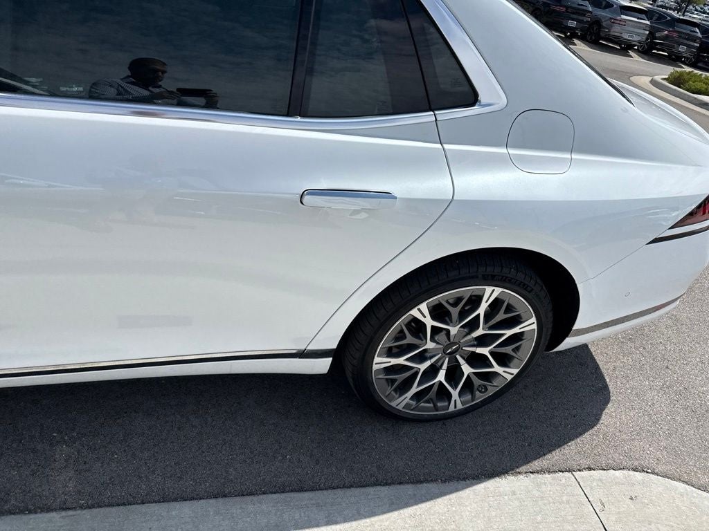 2025 Genesis G90 3.5T e-SC
