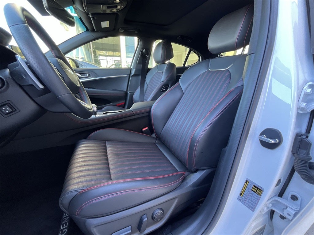 2025 Genesis G70 2.5T