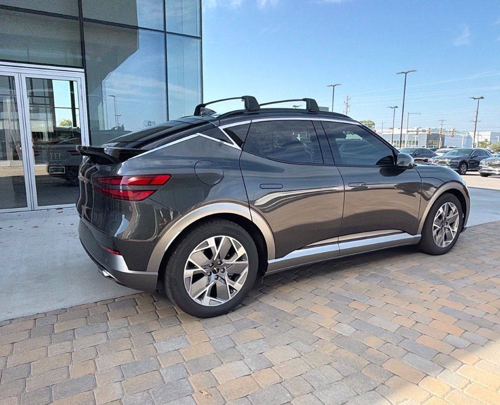 2025 Genesis GV60 Standard