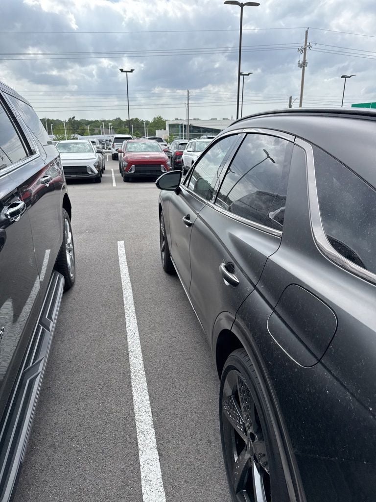 2023 Genesis GV70 2.5T