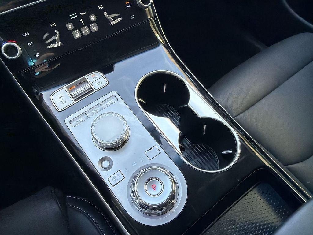 2026 Genesis GV70 2.5T