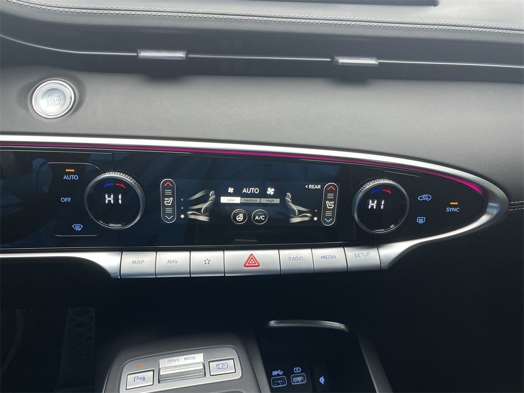 2025 Genesis GV70 3.5T Sport