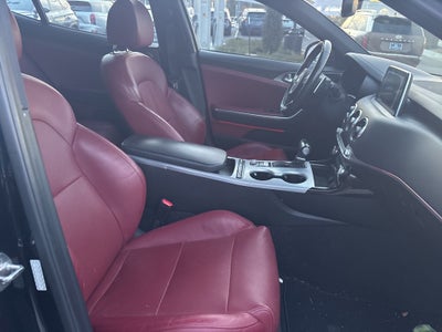 2018 Kia Stinger GT1