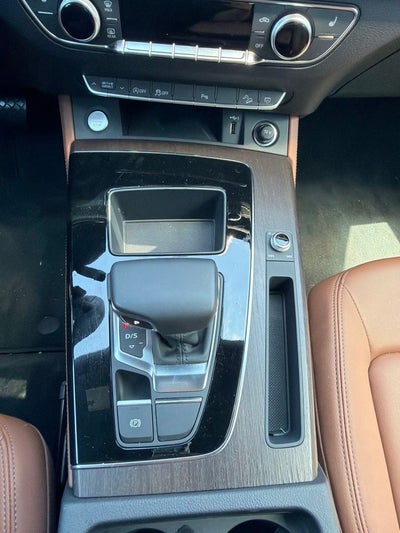 2023 Audi Q5 45 S line Premium quattro