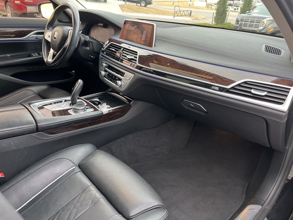 2021 BMW 7 Series 750i xDrive