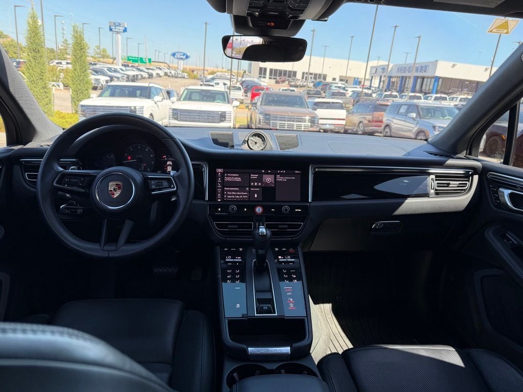 2024 Porsche Macan Base
