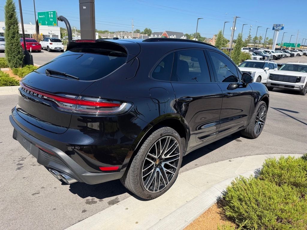 2024 Porsche Macan Base