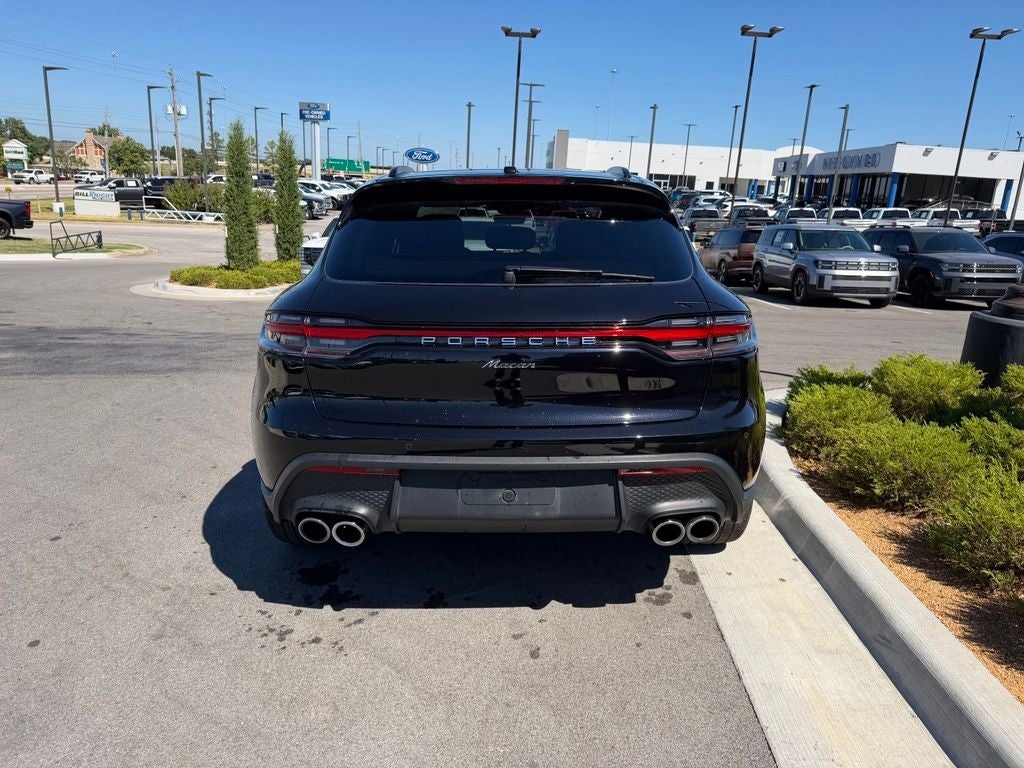 2024 Porsche Macan Base