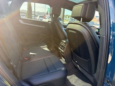 2024 Porsche Cayenne Base