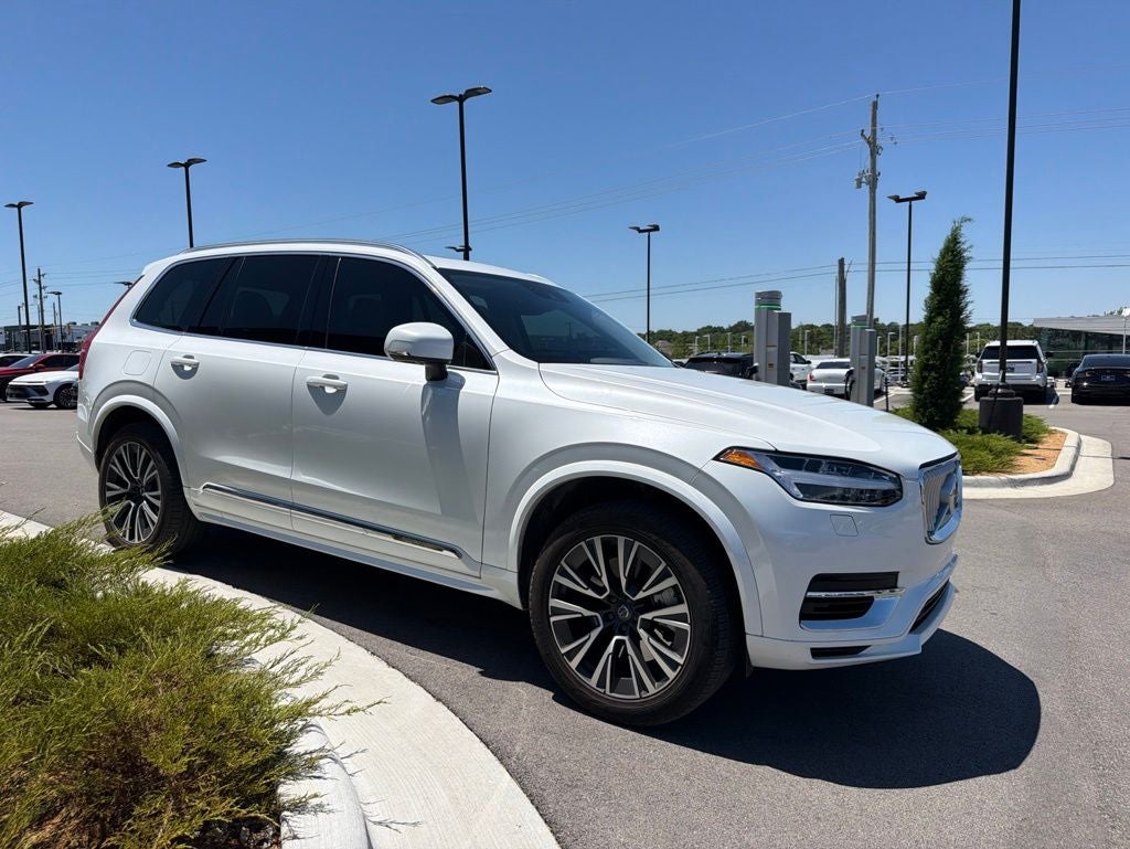 2022 Volvo XC90 Recharge Plug-In Hybrid T8 Inscription Expression Extended Range 7P