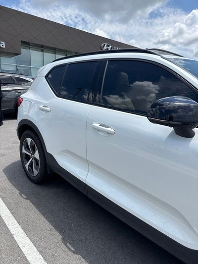 2023 Volvo XC40 Ultimate